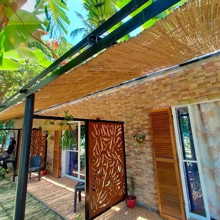 Sea U Inn Romblon Exterior photo